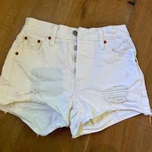 levi’s 501 white denim shorts